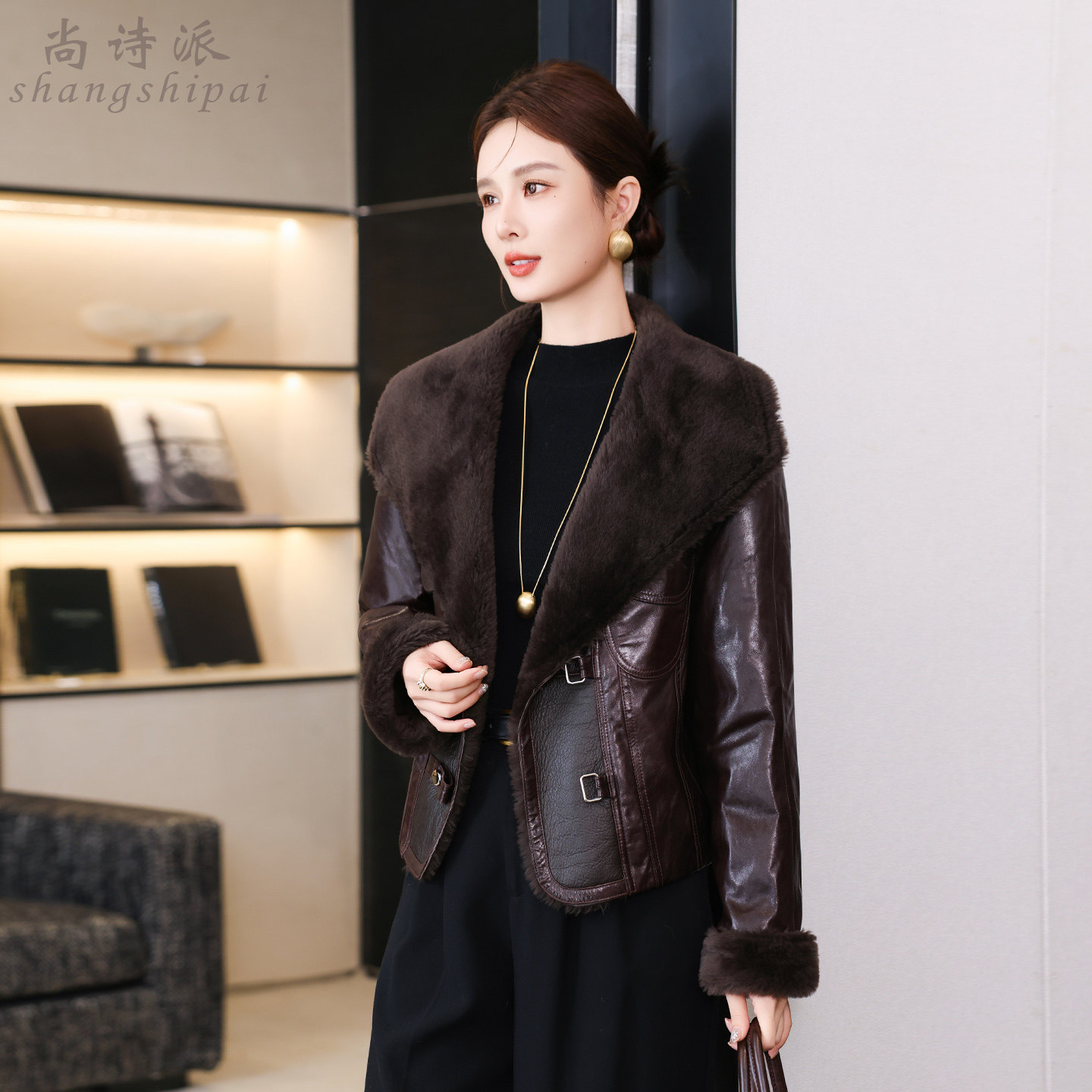 海宁真皮绵羊皮鹅绒服女2025冬季新款羊皮毛一体短款皮草羽绒外套