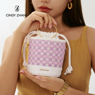 CINDY ZHANG2025年秋季新款牛皮水桶编织织梦桶包度假百搭