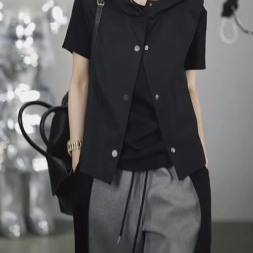 休闲宽松连帽黑色马甲女2023春季新款无袖坎肩马夹显瘦百搭短外套