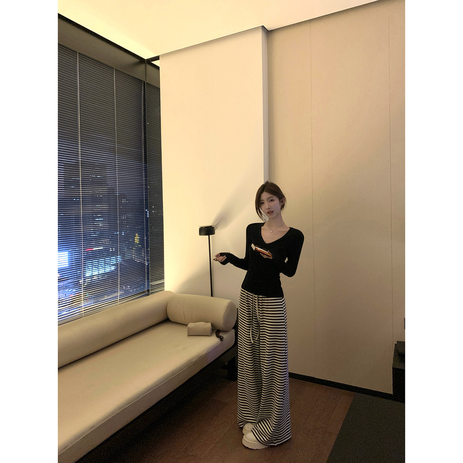 jijilulu积极璐 10.20/20点 云朵遛弯裤 懒人百搭休闲裤宽松阔腿,女装/女士精品,休闲裤,淘宝优惠券,粉丝福利购,淘宝优惠卷