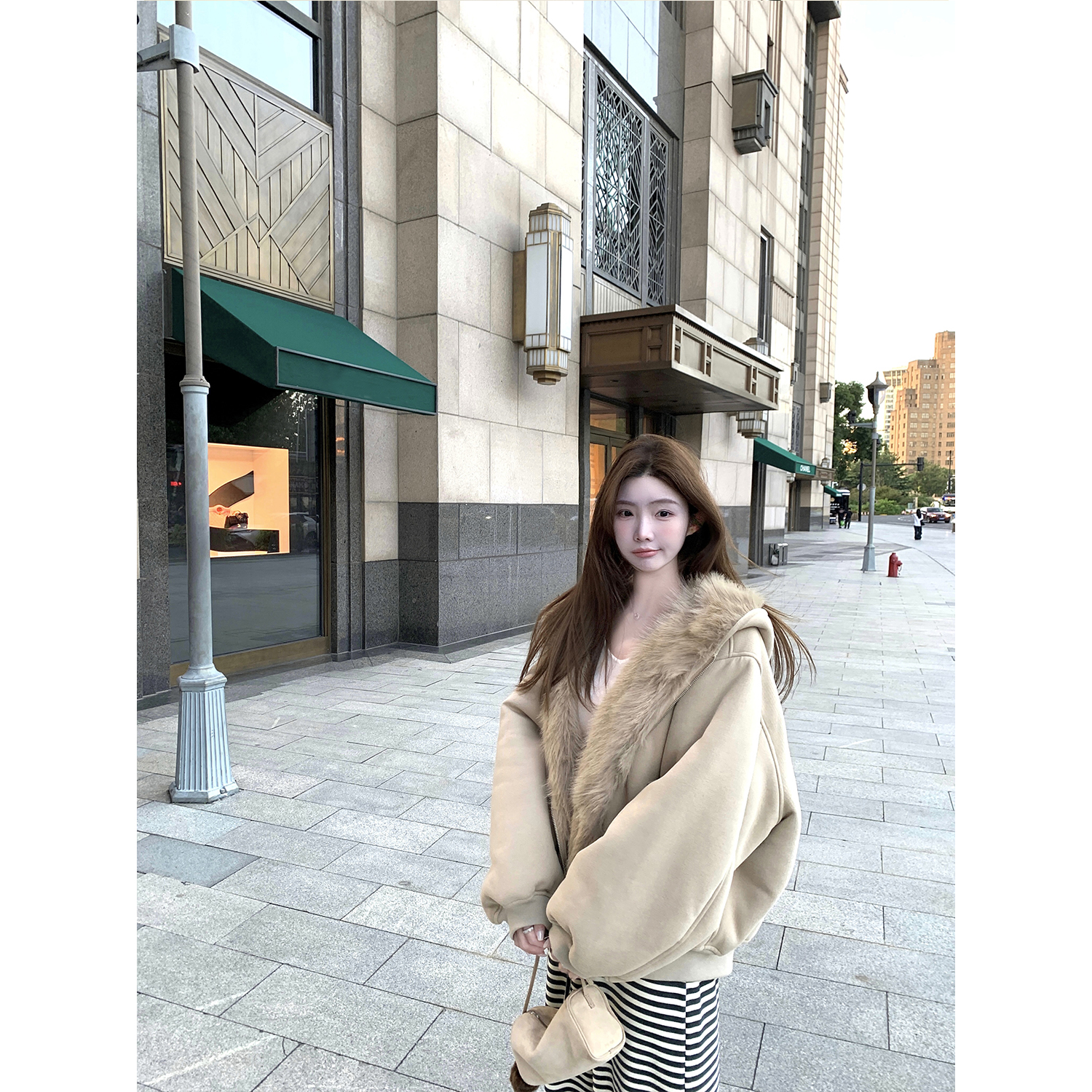 jijilulu积极璐 落雪芬兰 慵懒双面穿毛毛外套宽松内里毛毛保暖