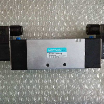 15美4V4-042-00V两位-电磁阀通通-0 043V2144电磁阀V15418 五15