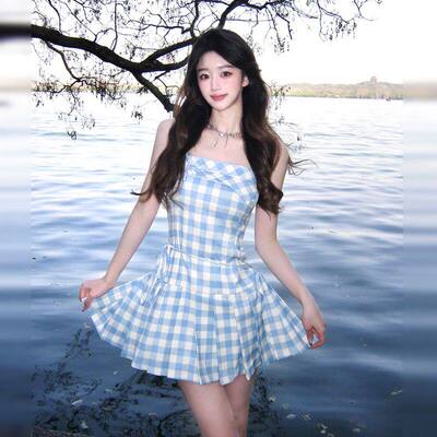 蓝色格子抹胸吊带连衣裙