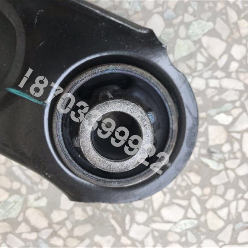 适配御捷领途E行电动汽车御捷E行下支臂肢下摆臂悬挂托臂