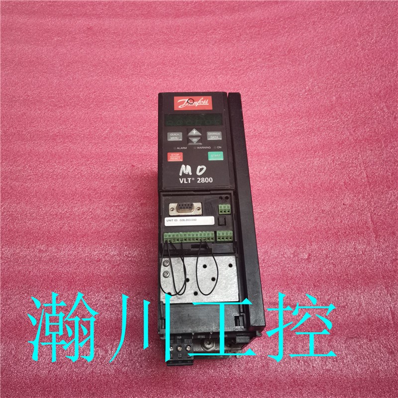 丹佛斯变频器 VLT2822PT4B20STR0DBF00A00C1 2.2KW 380V 质量保证