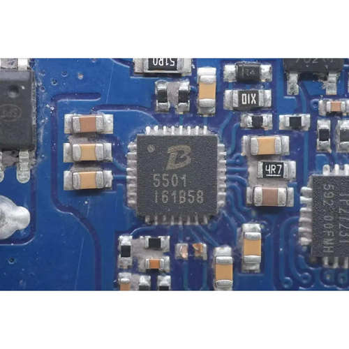 PL5501支持最高32V宽输入电压以及20A持续负载电流IC芯片方案开发