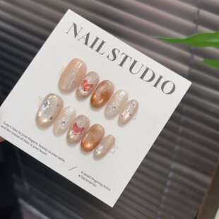 纯手工【心跳动】通勤晕染玻璃珠猫眼显白闪亮短款鎏金穿戴甲