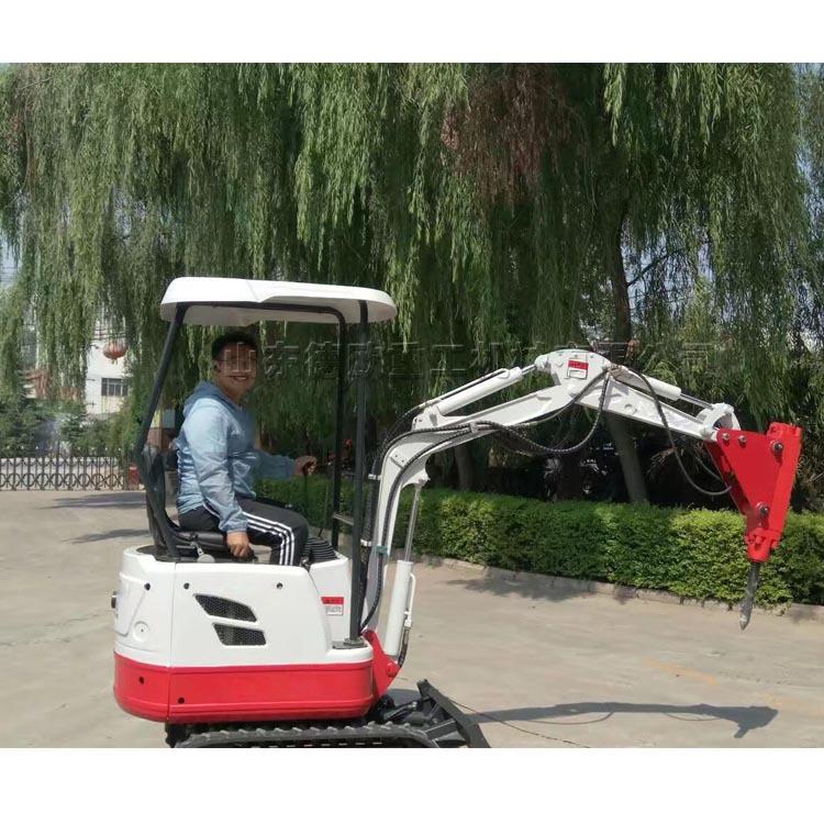厂家直销型迷你挖掘机果园超小型挖坑机树坑机小型家用挖掘机