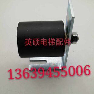 带配件轮拖扶梯偏压滚轮轮电梯配件防