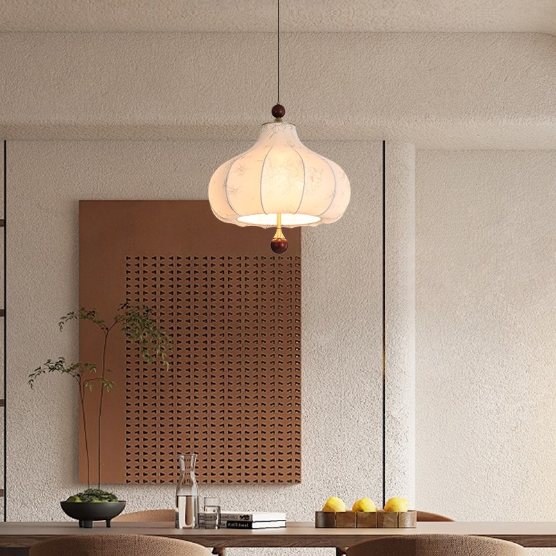 至御法式中古风餐厅布艺吊灯复古花纹实木卧室衣帽间吧台栗子灯