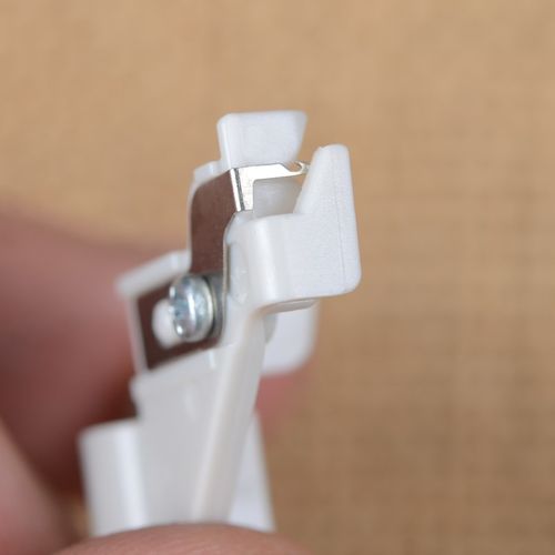 兄弟家用电动缝纫机GS2750 JK17B  TM27PK GS2700原装自动穿针器