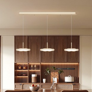 至御边吊灯创意设计法式 高级灯具 奶油风家用客厅餐桌新款