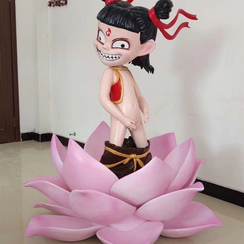 玩偶魔童降世哪吒钢商场景区雕塑大型落地公仔