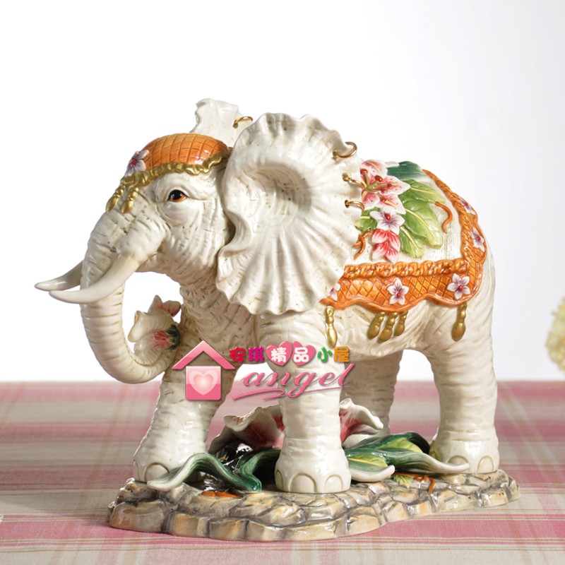 电视柜酒柜欧式百合富贵竹招财象陶瓷摆设新居商务礼品家居饰品