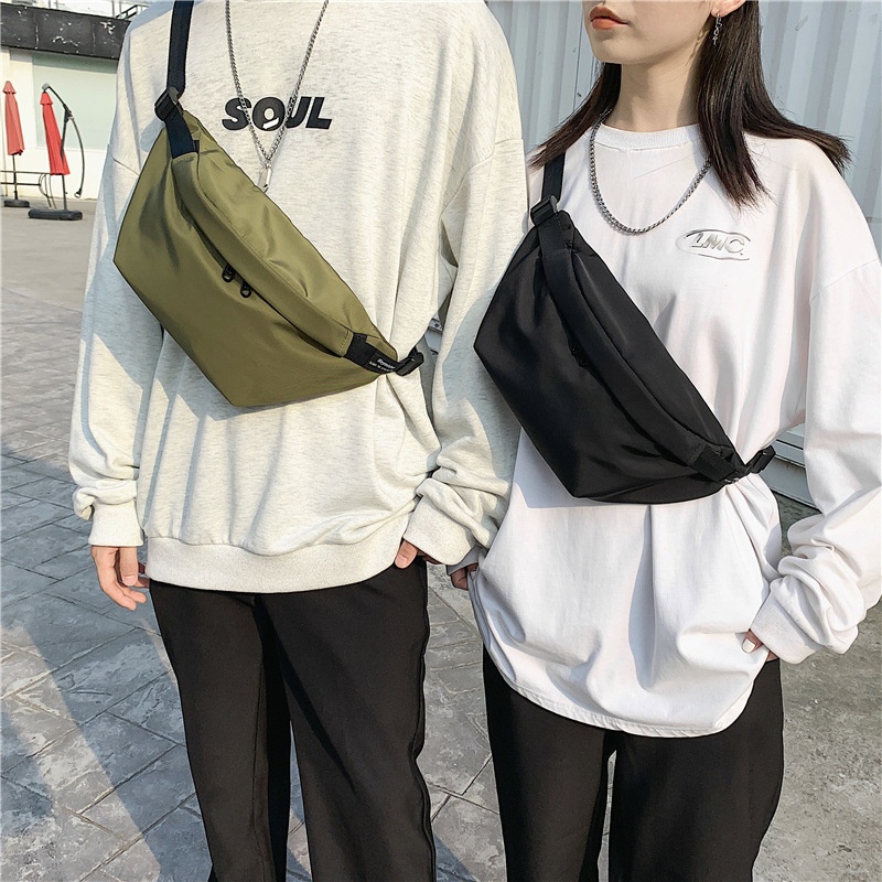 腰包男士单肩斜挎包休闲多功能户外背包运动潮牌小胸包胸前潮流