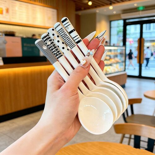 有颜主妇食陶瓷长柄勺甜品勺