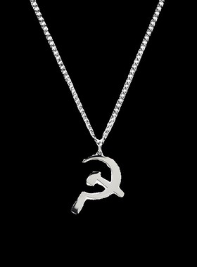 个性斧头镰刀项链吊坠饰品钛钢个性蛇骨短款卫衣链男女气质风配饰