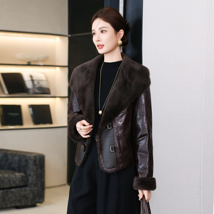 真皮皮衣外套女短款2025冬季新款羊羔毛皮毛领绵羊皮羽绒服皮草