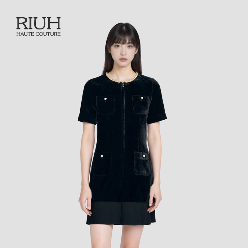 RIUH法式仿珠饰领拼接裙摆黑色连衣裙25秋冬