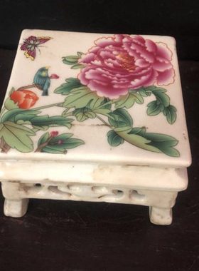 民国粉彩牡丹四方桌怀旧仿古瓷器做旧家居装饰摆件小玩玉收藏古典