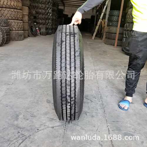 平板拖车轮胎  825R15轮胎 半挂车钢丝工程轮胎