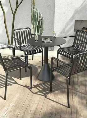 现代户外桌椅组合咖啡室外绿色铁艺桌防水防晒露天外摆餐桌套装