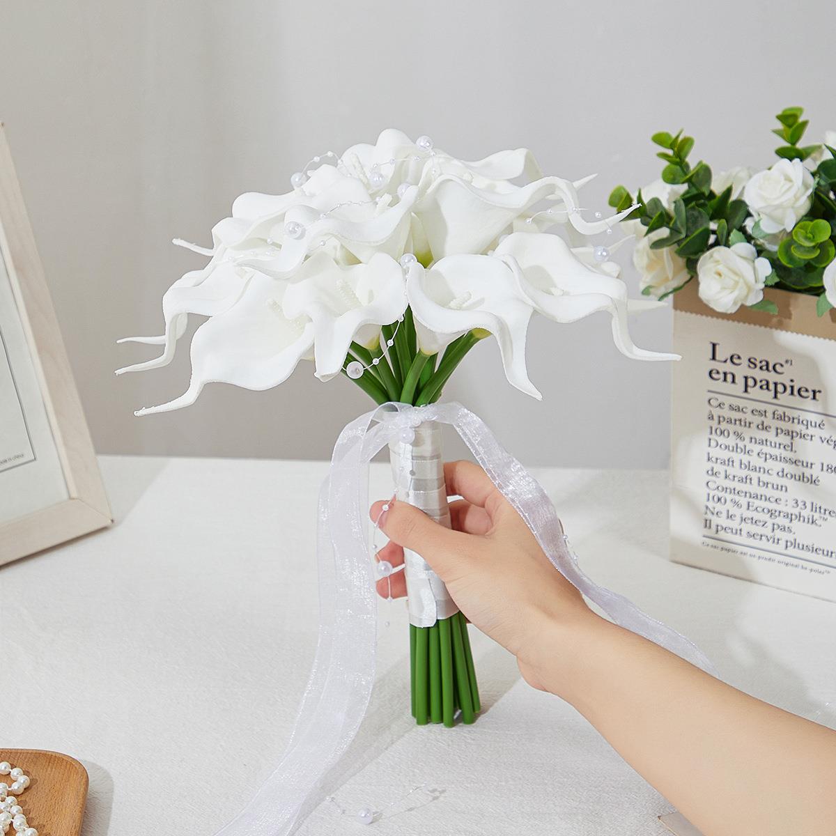 韩系仿真马蹄莲新娘手捧花求婚花束高级感白色结婚领证花束道具