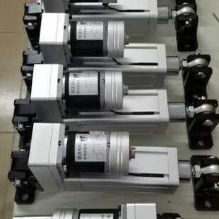 供应55TYD驱动同步电机，L200A纠偏控制器，PS-C2光电传感器-