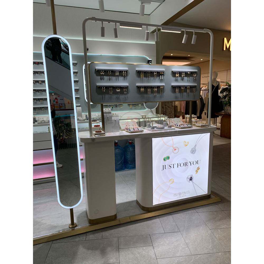 耳钉项炼黄金首饰展示柜全屋定制饰品店装修设计中岛展示台耳钉柜