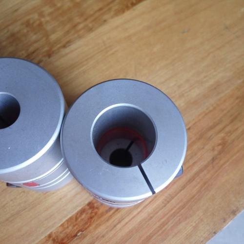 XB梅花抱紧式联轴器孔8-10-12-14-15-16-17-18-19-20-22 D40 L65