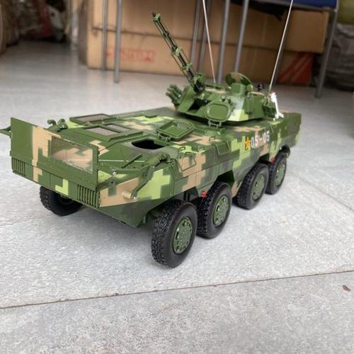 北奔一机厂617轮式战车8×8轮战模型6×6轮式步兵车模型
