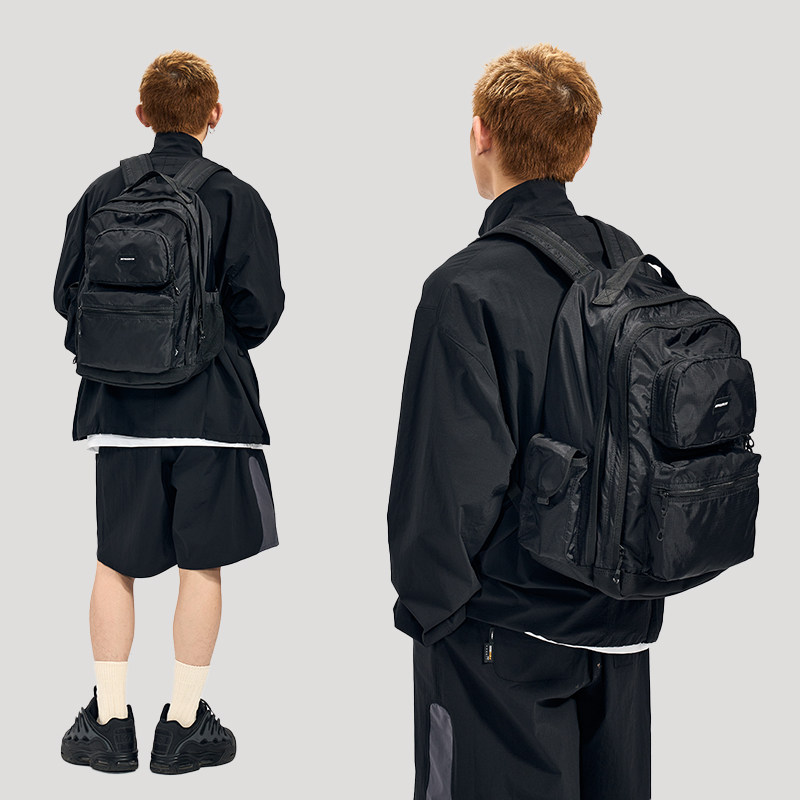 INTHESOUTH轻便双肩包男旅行大容量学生书包女高中初中生电脑背包