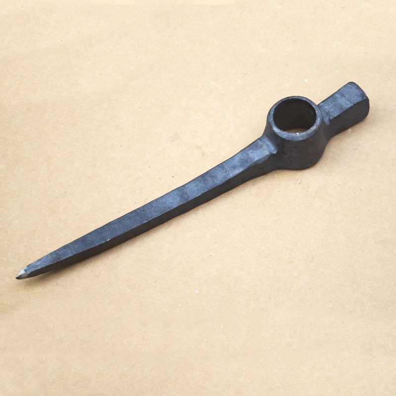 手工锻打轨道钢洋镐挖煤小石子地钉镐一体成型锄头农用工具