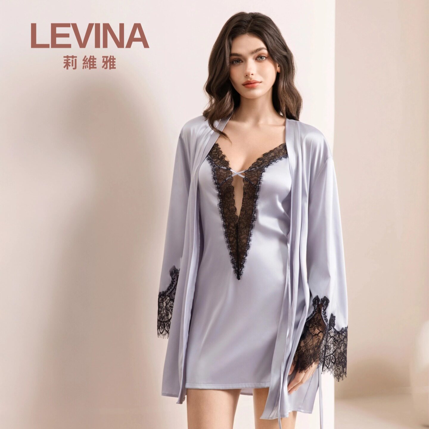 LEVINA法式深V交叉性感蕾丝拼接睡袍女夏薄丝滑冰丝缎面家居服