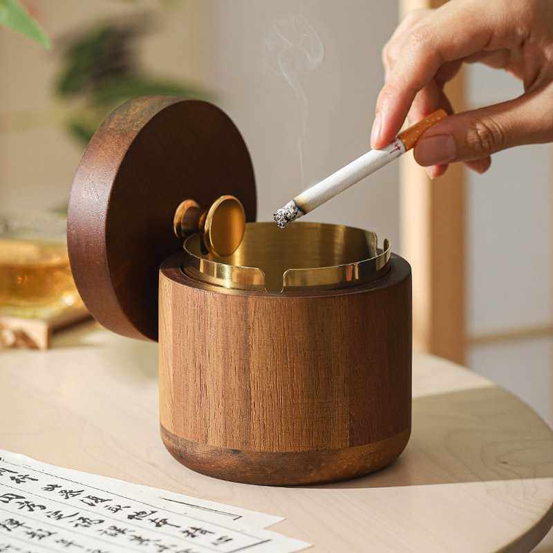 实木烟灰缸带盖大号家用中式防飞灰客厅轻奢创意灰缸复古车载防风