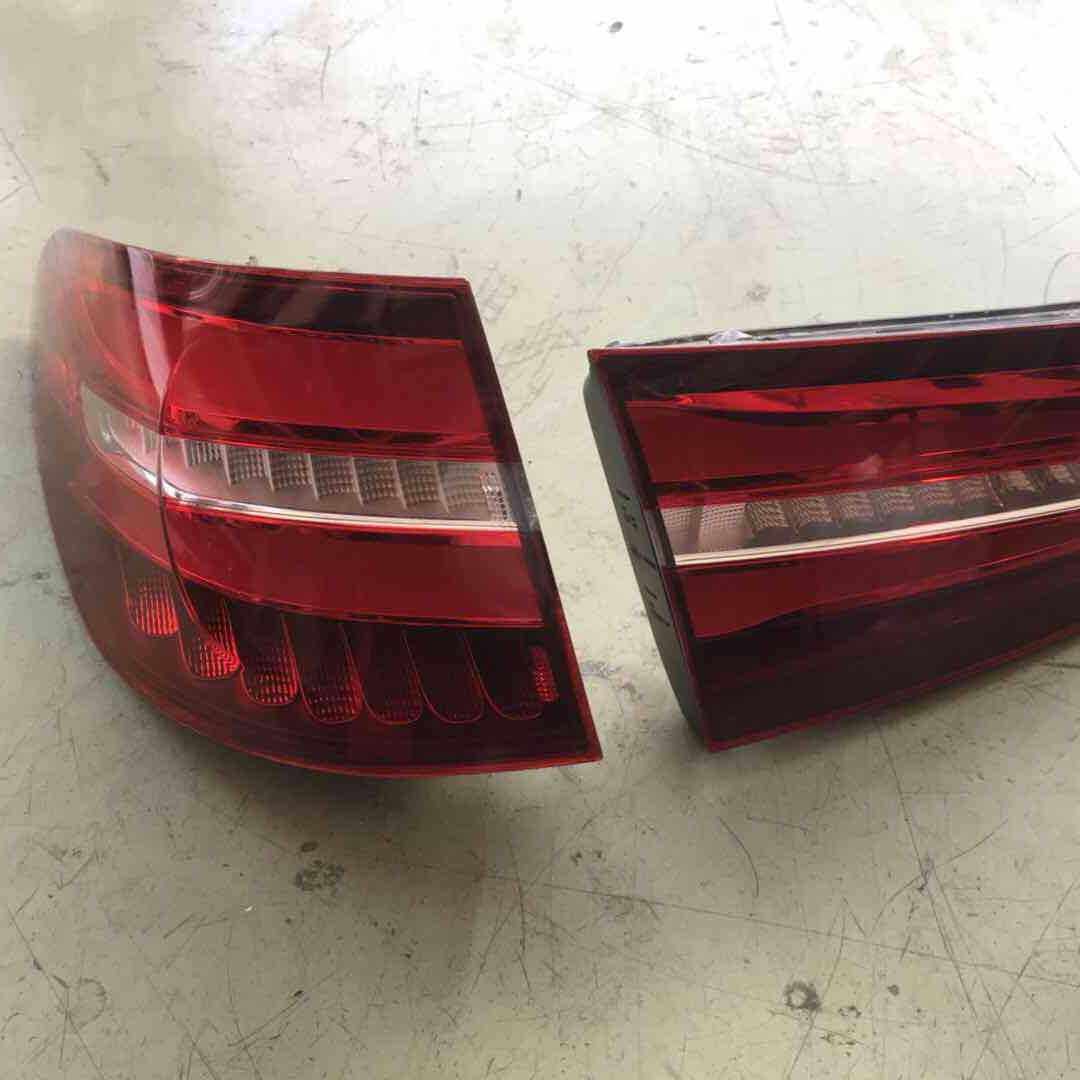 适用奔驰253 GLC200 GLC260 GLC300 后大灯