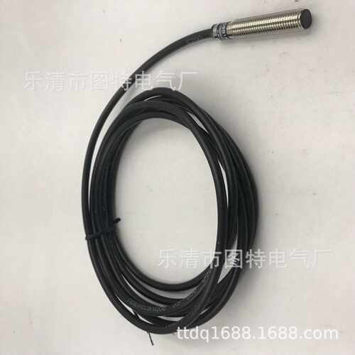供应全新 接近开关XS618B1MAL2 实物拍摄 质保一年