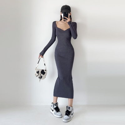 欧美风针织纯色方领修身长裙