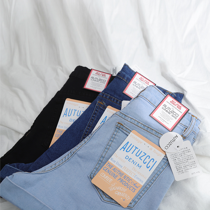 卷边高腰浅色纯色紧身短裤热裤