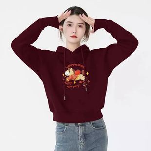秋冬酒红色加绒加厚短款新年卫衣女时尚潮流百搭显瘦连帽红色衣服