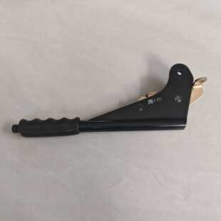 斗山叉车配件B16X/B18X/B20X手刹车把锁止按钮刹车制动手柄