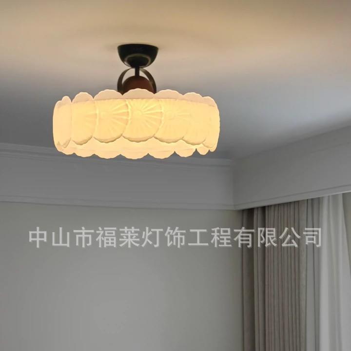 奶油风书房卧室吸顶灯中古温馨儿童房公主衣帽间复古设计师新款灯