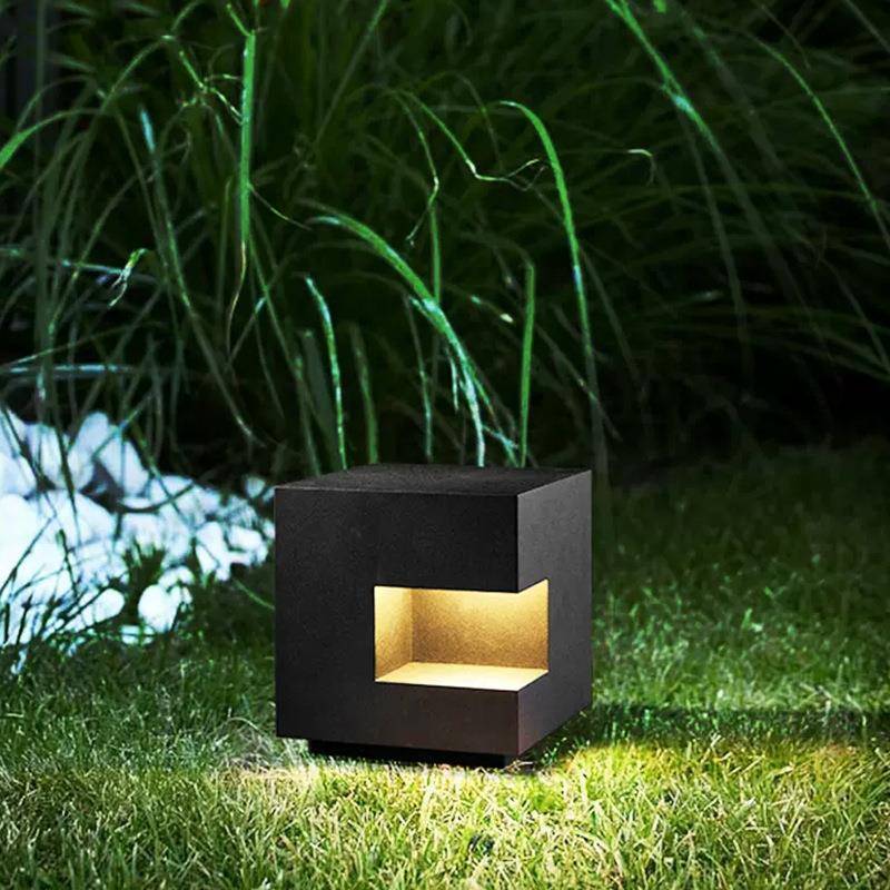太阳能庭院柱头灯别墅花园景观灯户外防水草坪灯方形不锈钢庭院灯