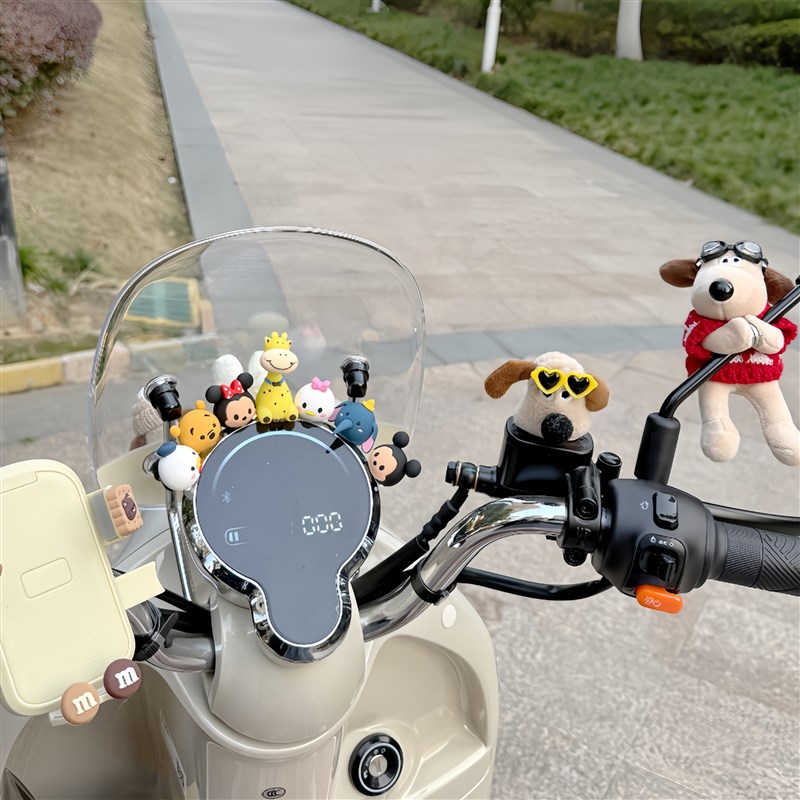 雅迪电动车改装配件大全装饰小摆件diy配件卡通可爱公仔仪表盘女