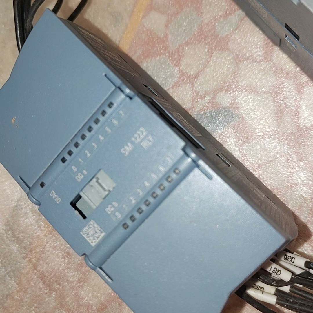 议价西门子模块，222-1HH32-0XB8。一个，功能完