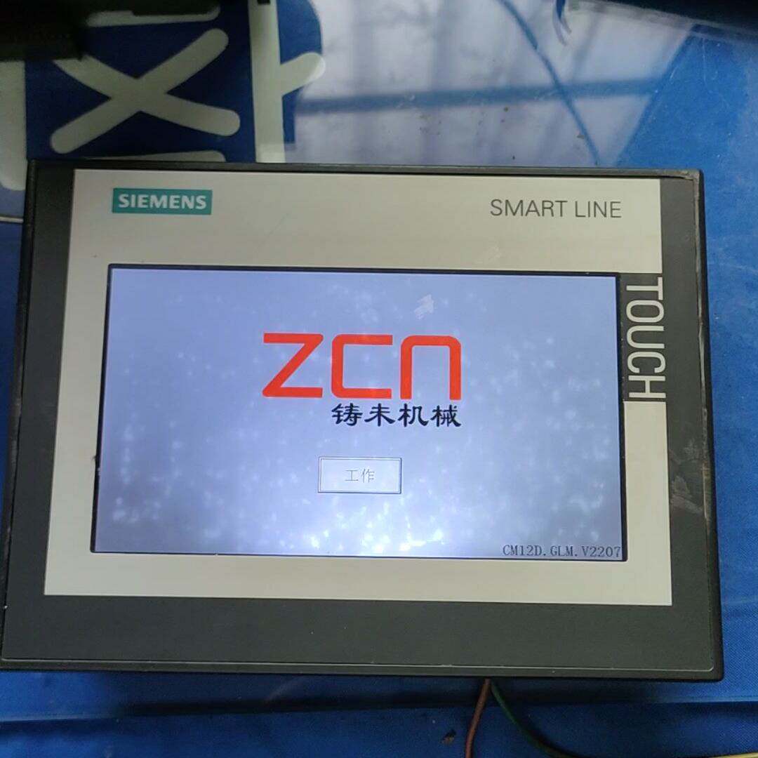 议价西门子触摸屏6AV6 648-0CC11-3AX0，实物拍摄