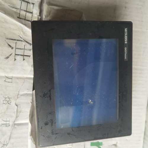 议价三菱触摸屏，GT1050-QBBD-C 实物拍摄 拆机