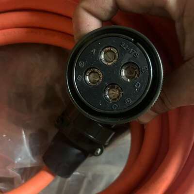 议价ST-PWCNS4-10M三菱大功率伺服电机动力线，