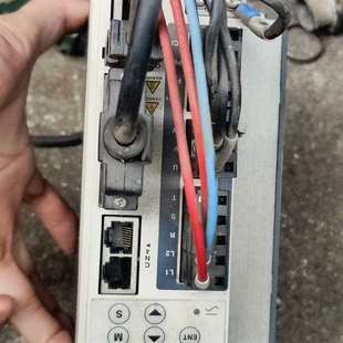 议价施耐德LXM23AU15M3X