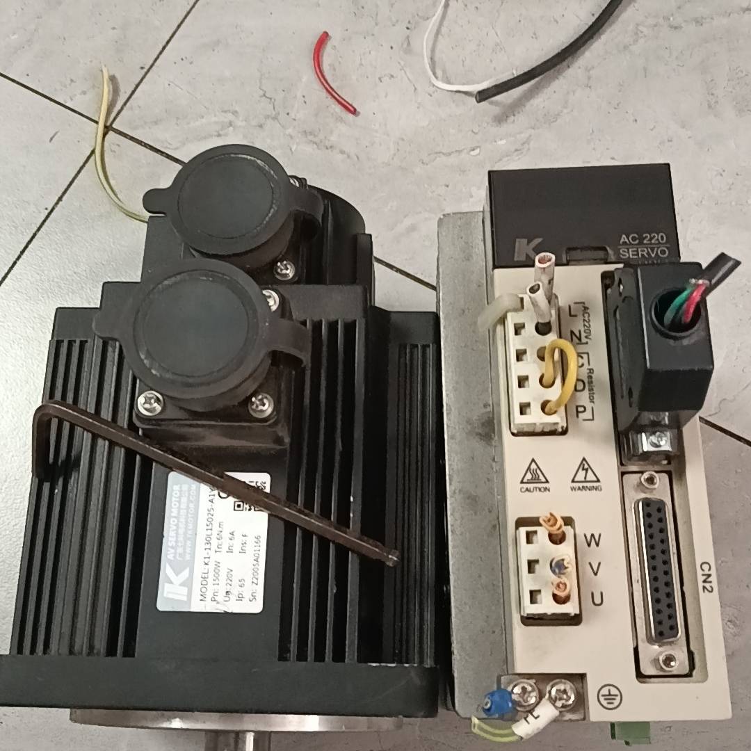 【议价】七科伺服套装驱动型号SDD08NK8D电机型